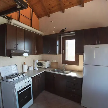 بيت للعطل Foula House In Magnisia